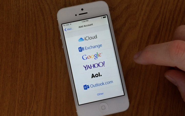 ایمیل های آیفون و آیپد (ios) را که حذف شده اند را چگونه بازیابی کنیم؟